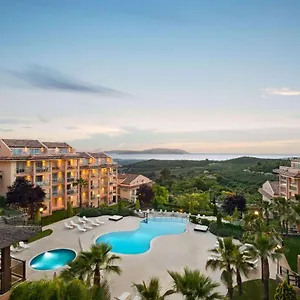 Wyndham Residences, Golf & كوشاداسيه