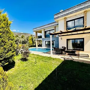  Villa Bella