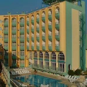 Albora كوشاداسيه
